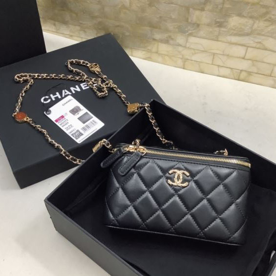 Chanel Cosmetic Bags - Click Image to Close